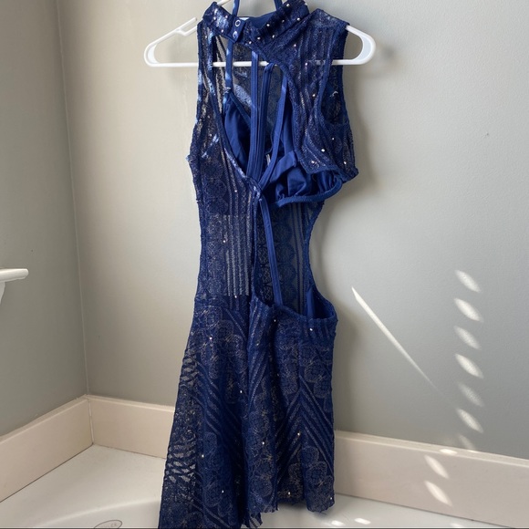 Lyrical / Contemporary Dance Costume - Picture 3 of 4